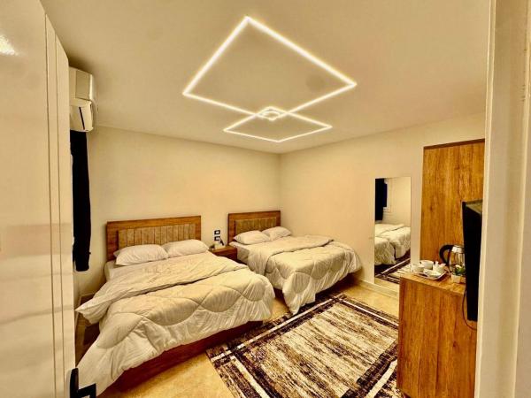 Roqa guest house, Забронировать  Отели Каира с парковкой, рядом с Большой сфинкс, Парковка