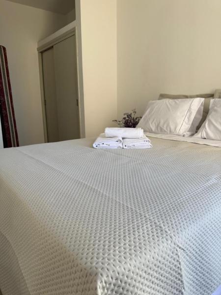Casa Da Praia Apart Hotel, Забронировать  Отели Флорианополиса с парковкой, рядом с Пляж Канасвиейраш, Парковка