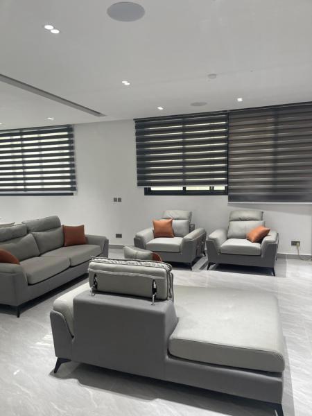 Remy Apartment and Villa, Забронировать  Отели Лагоса с бассейном, Бассейн