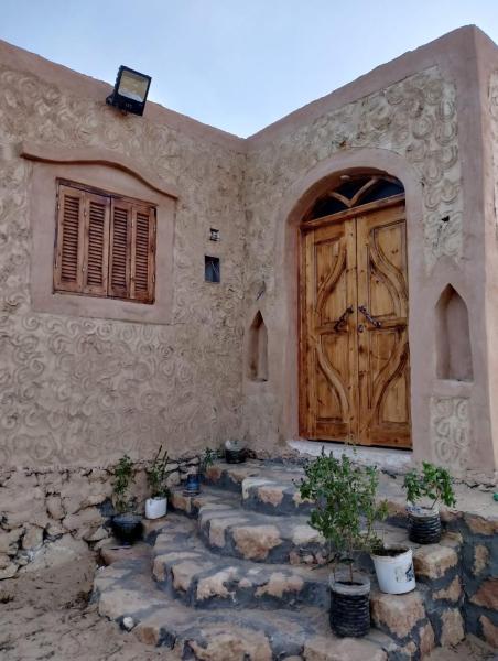 Golden shali house جولدن شالي هاوس, Забронировать  Отели Сивы с парковкой, Парковка