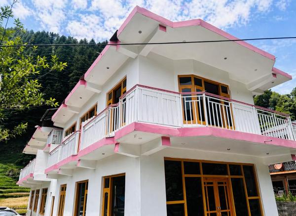 Barot Palace, Забронировать  Barot Химачал-Прадеш