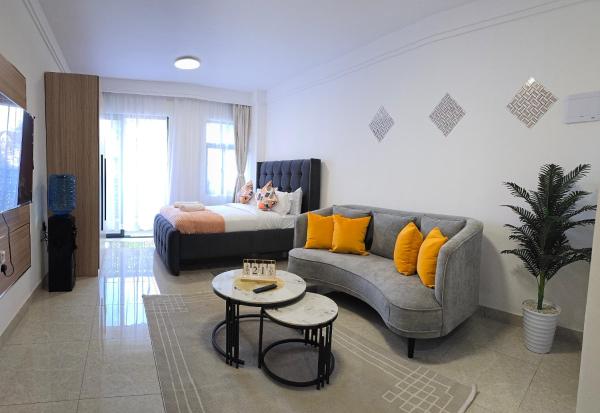 Shelana Luxe Home near UN & Village Market, Забронировать  Ruaka Киамбу