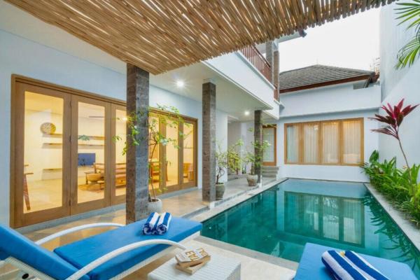 Gantari Cozy 3 BR Private Pool Villa, Забронировать  Отели провинции Бали с парковкой, Парковка