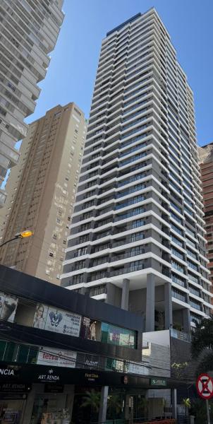Luxuoso Flat Orquídea Gy03 Vaca Braca, Забронировать  Отели Гояния с парковкой, Парковка