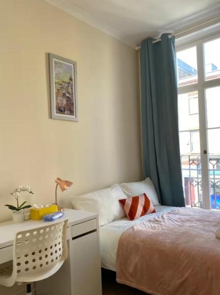 Lovely Rooms in Camden Town, Central London, Забронировать  Камден Лондон