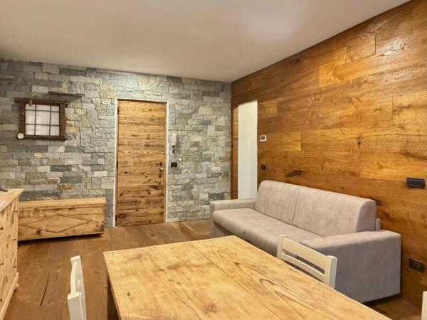 La Casa in Piazza - Edolo, Забронировать  Эдоло Valcamonica