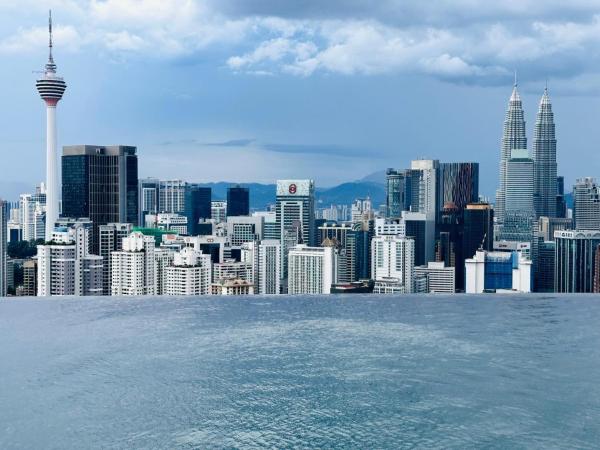 Lucentia Residence Bukit Bintang LalaportBBCC By VELLORA, Забронировать  Отели Федеральной территории Куала-Лумпура с парковкой, Парковка