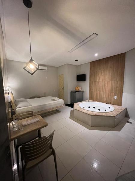 Eros Motel, Забронировать Мотель Отели Риу-Гранди-ду-Норти с парковкой, Парковка