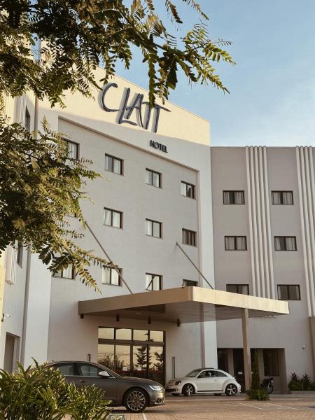 Clatt Hotel