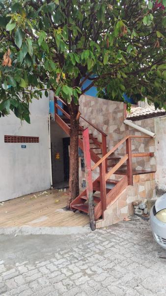 Casas de Temporada Rua da Aurora em Praia do Forte Bahia, Забронировать  Отели штата Баия с парковкой, Парковка