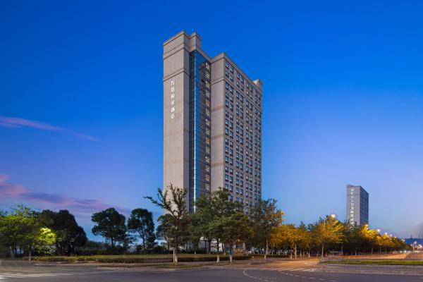 Kunshan Wanda Yuehua Hotel, Забронировать  Luyang Цзянсу