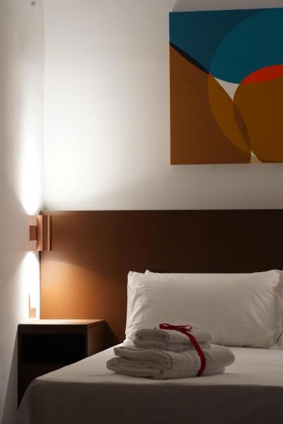 Rooms Around, Забронировать  Неаполь Кампания, рядом с Вилла Флоридиана