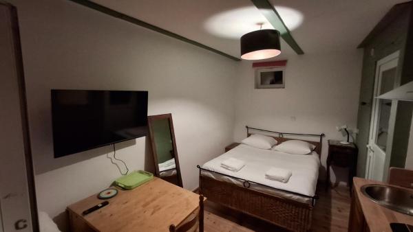 Auberge du pré, Забронировать  Ле-Ман Sarthe