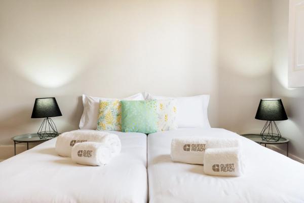 GuestReady - Cosme Heritage Apartments, Забронировать Апартаменты/квартира Отели Региона Порту с парковкой, Парковка