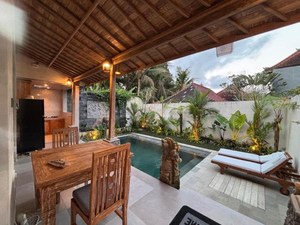 Sunari Villa, Забронировать  Отели провинции Бали с парковкой, Парковка