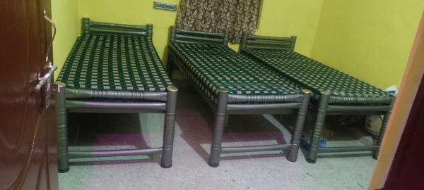 Sri sravani pg for ladies, Забронировать  Отели штата Карнатаки с парковкой, Парковка