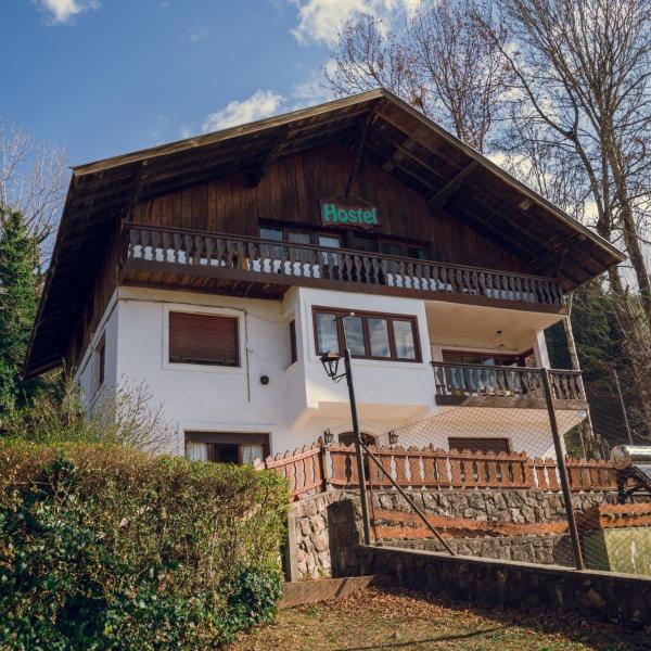 Hostel Cumbrecita Planeta, Забронировать  Ла-Кумбресита Calamuchita Valley