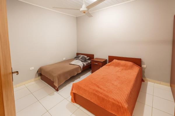 Apartamentos Encarnación Paz y Naturaleza, Забронировать  Отели Энкарнасьон с парковкой, Парковка