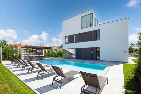 Villa A by Tourist Adria Group, Забронировать  Отели Фажана с парковкой, Парковка