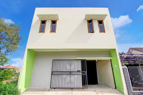 Hotel O Mirza Guesthouse Syariah, Забронировать  Салакан Yogyakarta Province