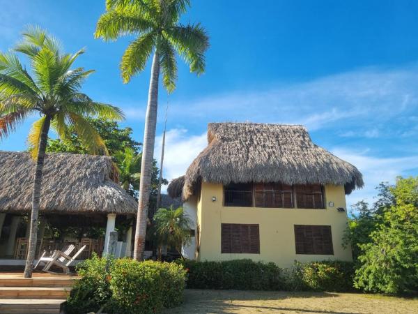 Hostal nido tortuga, Забронировать  Отели Сан-Антеро с парковкой, Парковка