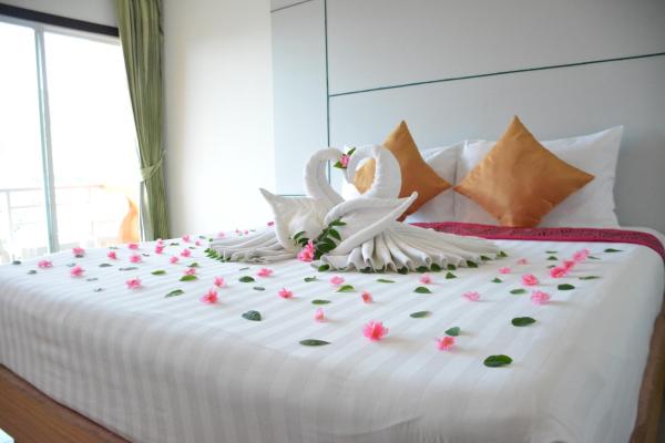 Zephyr Suites, Забронировать  Патонг-Бич Пхукет