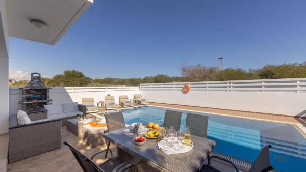 EcoHarmony Villa, Забронировать  Паралимни Фамагуста