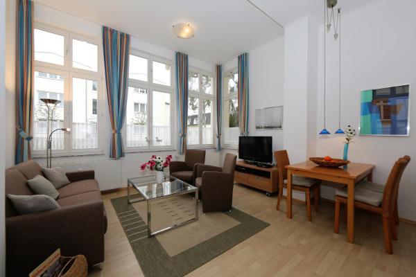 Brise Villa To Hus App 03, Забронировать  Отели Neuhof с парковкой, Парковка