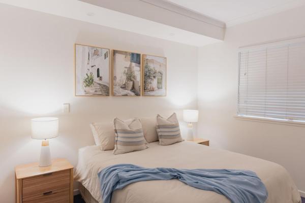 Only Few Steps to Noosa Rivers - Bermuda Villas 10, Забронировать  Нузавилл Noosa, рядом с Weyba Creek Conservation Park