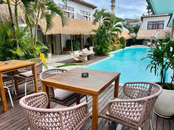 1BR Tropical Villa With Pool - Canggu - Berawa, Забронировать  Чангу Бадунг