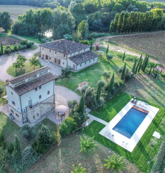 Villa With Private Pool Between Assisi And Todi, Забронировать  Morcella Умбрия