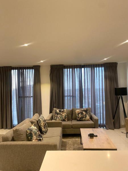 Luxury 2bedroom Penthouse at the Lennox, Забронировать  Аккра Greater Accra, рядом с Marina Mall