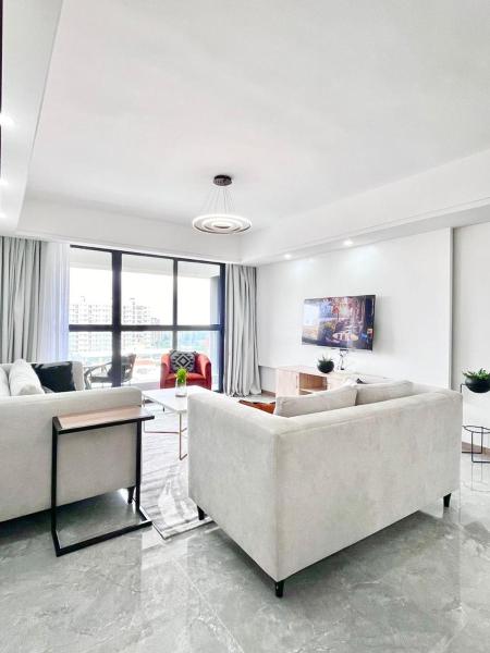 royal essence three bedroom apartment with swimming pool ,ample parking equipped gym children playground and amazing scenic city views, Забронировать Апартаменты/квартира Отели Найроби Каунти с бассейном, Бассейн