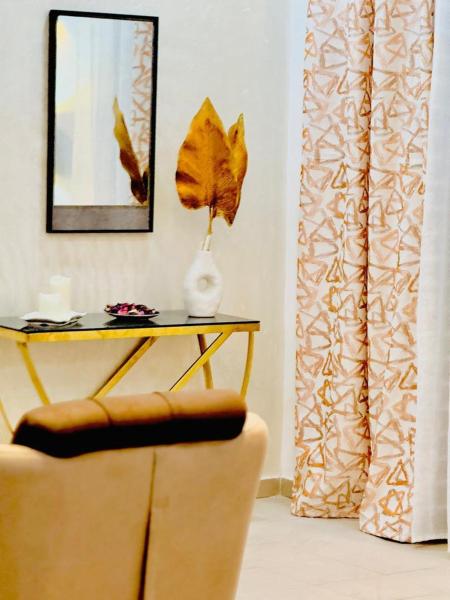 Villa guest H1, Забронировать  Пуэнт-Нуар 