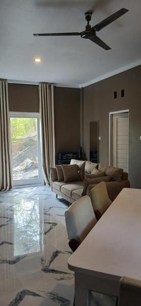 Villa Panorama Amed, Забронировать  Отели Ambat с парковкой, Парковка