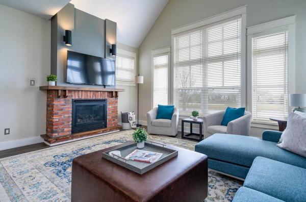 Bears Den - Hot Tub - Ski Views - Walk to Village, Забронировать  Отели Блу-Маунтинс с парковкой, Парковка