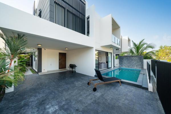 Premium Pool Villa, Забронировать  Отели Пхукета с бассейном, Бассейн