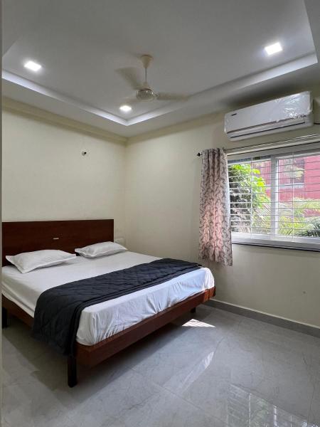 GNR lodge Rooms, Забронировать  Медчаль Telangana