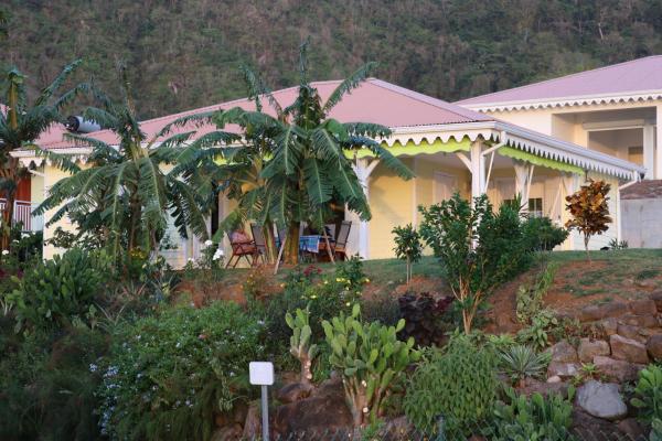 Villa Les Bougainvyiers, ambiance créole, Забронировать  Лез-Анс-д'Арле Фор-де-Франс