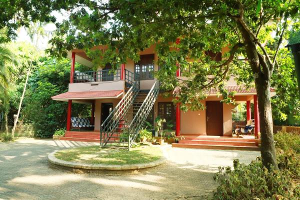 Rainbow Homestay Wayanad, Забронировать  Отели Wayanad Region с парковкой, Парковка