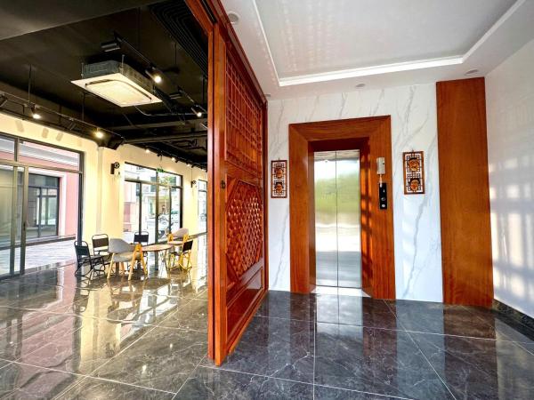 The Hanok Hotel Do Son, Забронировать  Отели Хайфона с парковкой, Парковка