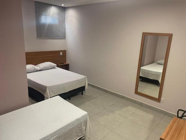 Pousada econômica com ventilador, Забронировать  Отели штата Баия с парковкой, Парковка