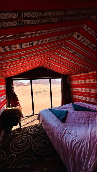 Desert Nights camp, Забронировать  Отели мухафаза Акабы с парковкой, Парковка