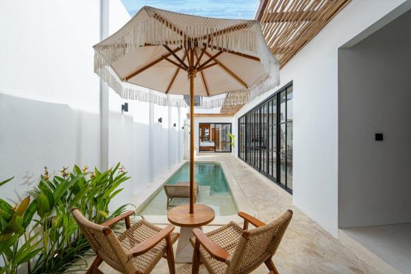 Villa Bellora by Pertama Management, Забронировать  Отели провинции Бали с парковкой, Парковка