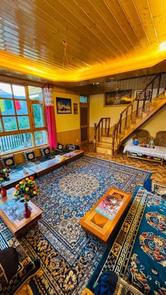 Ghar Homestay, Забронировать  Отели Кулу с парковкой, Парковка