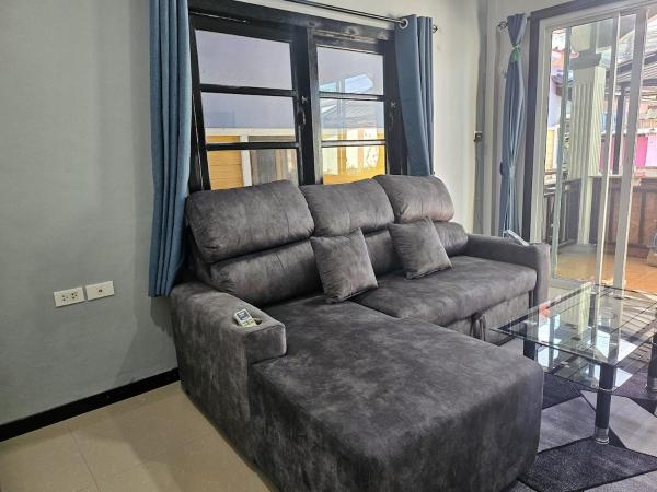 Cute Villa 350m to Bang Tao Beach, sleeps up to 6, Забронировать  Ban Nong Chaeng 