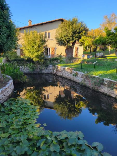 Sous le tilleul, Забронировать  Saint-Georges Лангедок-Руссильона