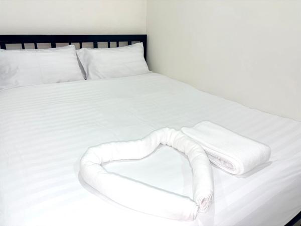Patong Canal Villa 103, Забронировать  Отели Патонг-Бич с парковкой, Парковка