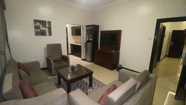 Almuhaidb Residence Al Malaz 6, Забронировать  Аль-Малаз Эр-Рияд