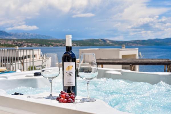 Villa Costabella with heated pool